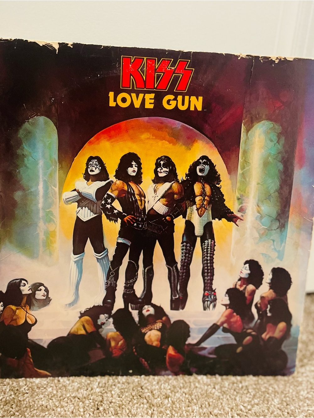 Kiss Love Gun Vinyl LP
Record Album